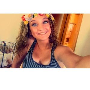 Meet your Posher, Mikayla